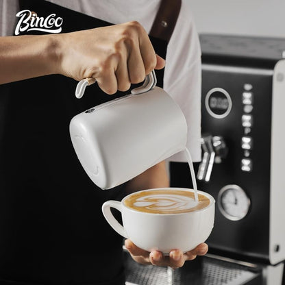 Bincoo GYKF1514 Espresso Milk Frothing Pitcher Stainless Steel 20oz/600ML Coffee Milk Frother Cup-Milk Frothing Pitcher with Measurement Lines,Ergonomic Handle for Latte Art & Cappuccino(White)