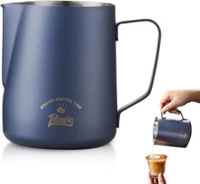 Milk Frothing Pitcher, 20OZ/600ML Stainless Steel Espresso Steaming Pitcher Coffee Milk Frother Cup with Handle and Scale