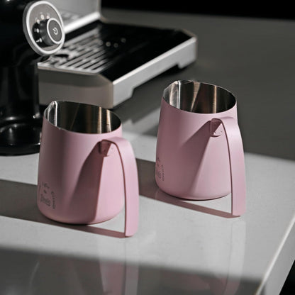 Milk Frothing Pitcher 500ML - Pink Espresso Steaming Pitcher, Stainless Steel Coffee Milk Frothing Cup with Large Handle and Scale, Espresso Machine Accessories for Barista