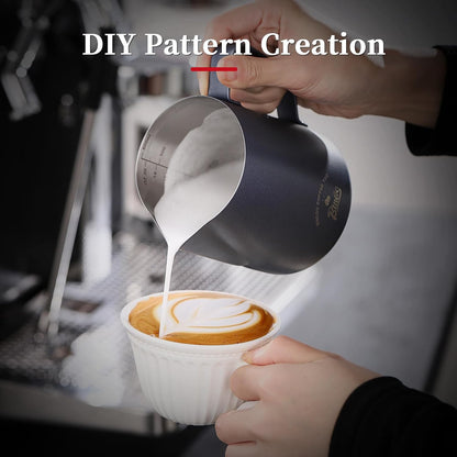 Milk Frothing Pitcher, 20OZ/600ML Stainless Steel Espresso Steaming Pitcher Coffee Milk Frother Cup with Handle and Scale