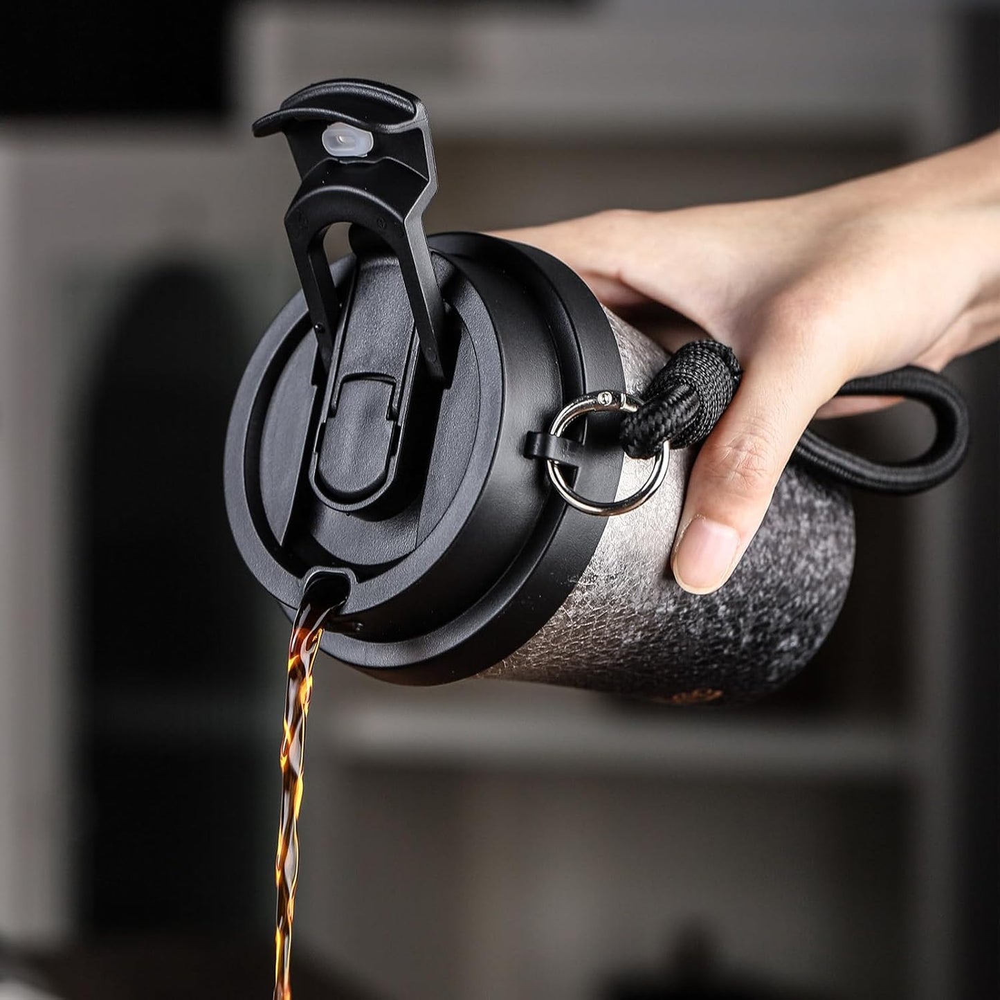 Insulated Coffee Mug with Lid, Travel Coffee Mug Tumble, Leakproof Travel Coffee Tumbler Cups, Gifts for Women Men Her Him,280ml (Black)