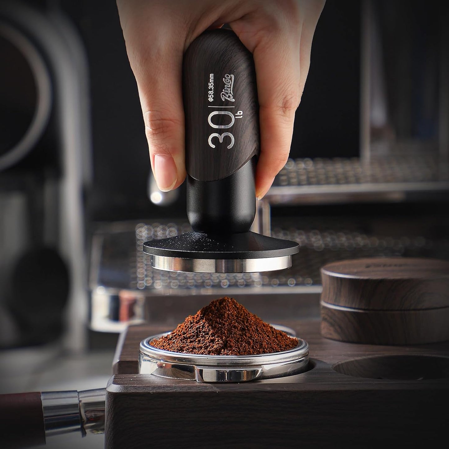 51mm Calibrated Espresso Tamper, 30lb Consistent Pressure Coffee Tamper, Calibrated Tamper for Espresso Machine, Spring Loaded Tamper with Stainless Steel Thread Base (Silver, 51mm)