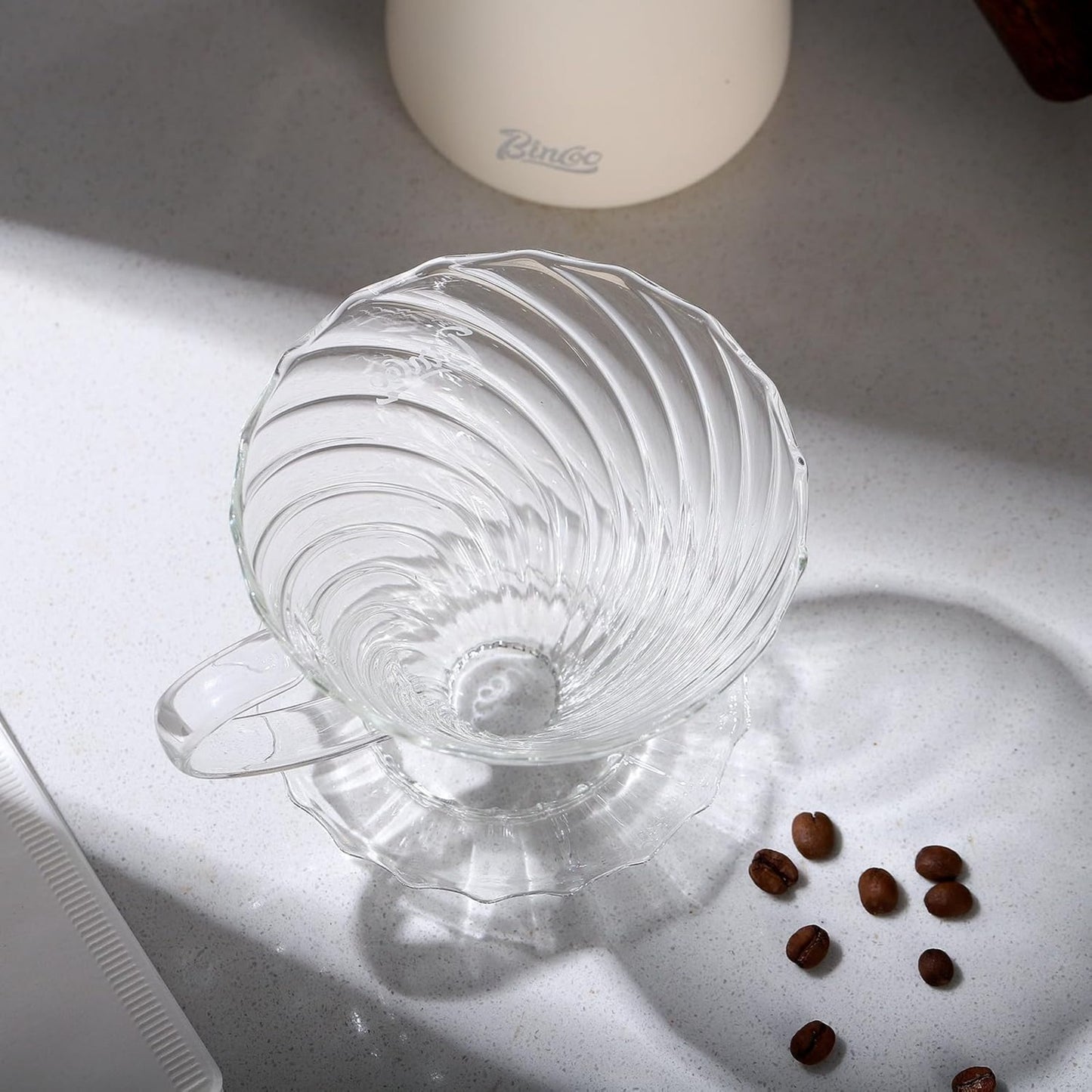 Bincoo Coffee Dripper,with 40 coffee filters Resuable Pour Over Coffee Maker With Handle, Slow Brewing Coffee Pour Over for Cafe, Travel, Home&Offices, 01 (Borosilicate Glass, 1-2 Cups(V01)