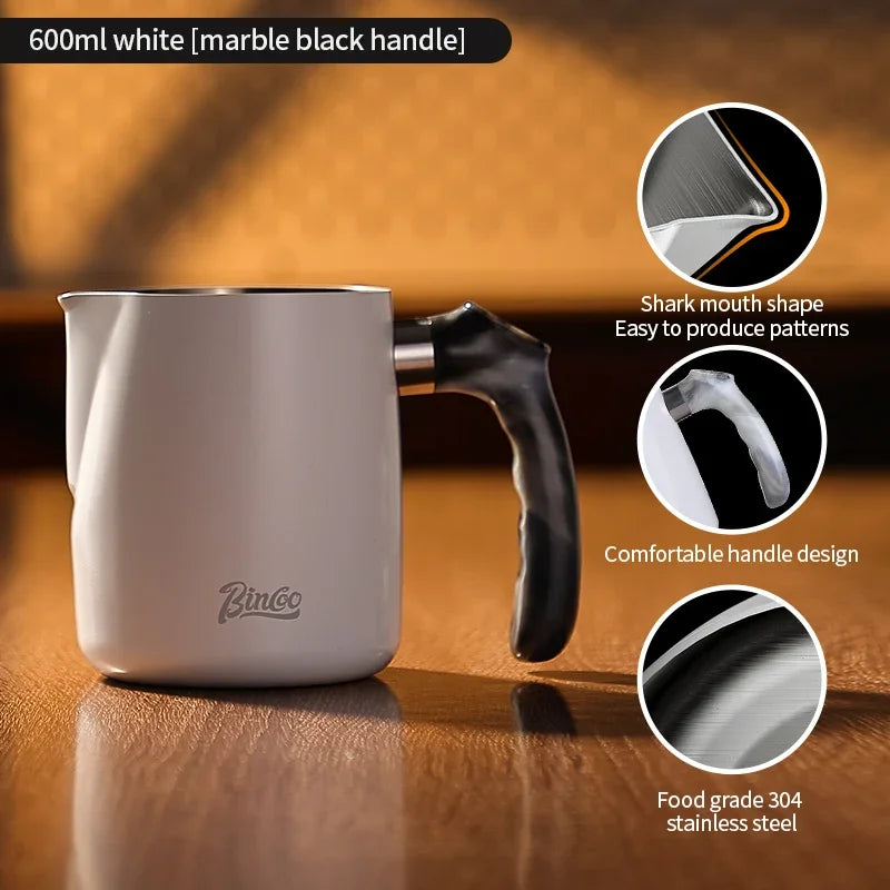 Bincoo GYKF2322 Professional Milk Frothing Jug 600ml Sharp Spout Cup Perfect for Latte Art and Milk Steaming Barista Essential Accessory