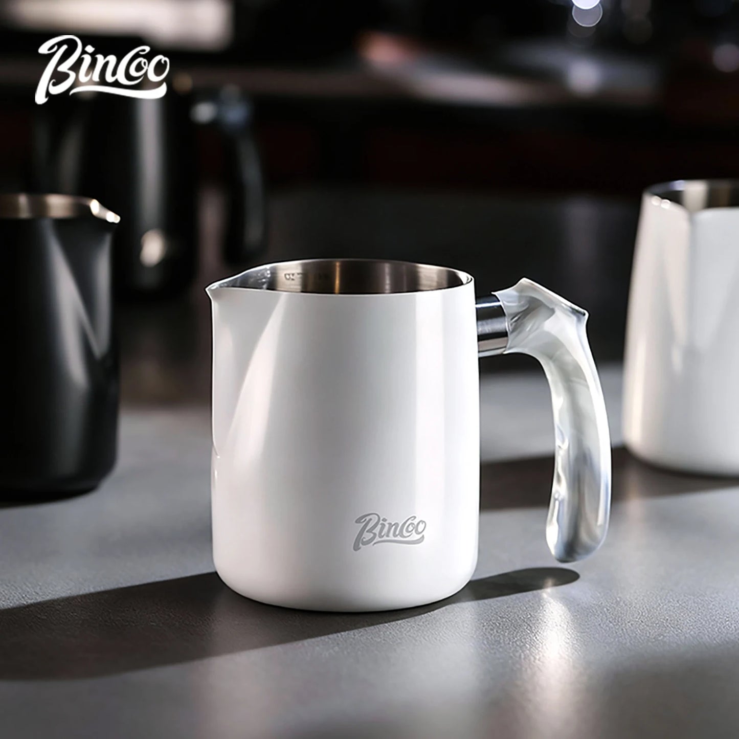 Bincoo GYKF2322 Professional Milk Frothing Jug 600ml Sharp Spout Cup Perfect for Latte Art and Milk Steaming Barista Essential Accessory