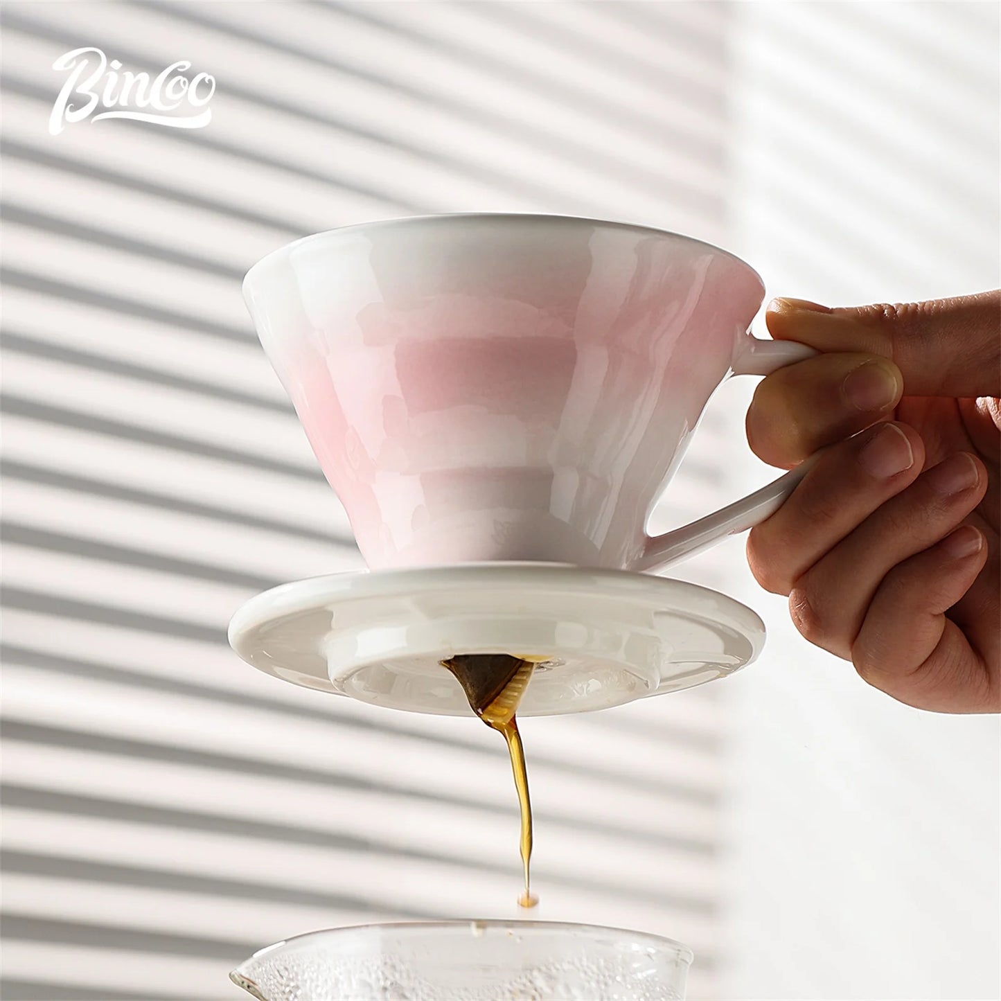 Bincoo GYKF0679 Drip Coffee Set with Ceramic Filter and Glass Carafe All in One Pour Over Brewing Ideal for Beginners Gift Presentation