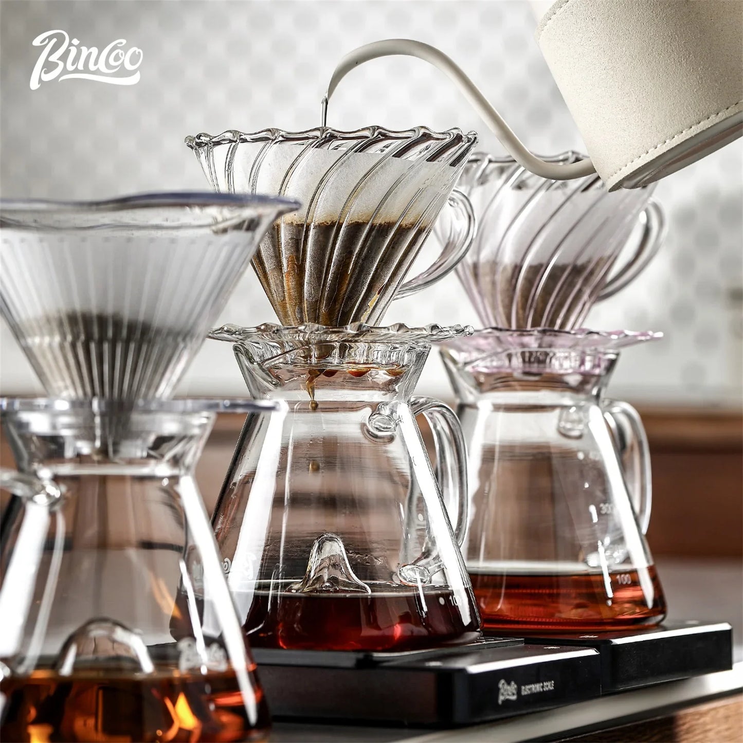 BINCOO 450ml Pour Over Coffee Dripper Glass Sharing Pot Funnel Drip Coffee Maker Hand Brewed Cup Coffee Set with Filter Paper
