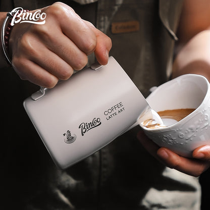 BINCOO Swan Latte Art Vat Pointed-mouth Embossed Coffee Pull Flower Cup Milk Jar Milk Foam Cup for Household Office and Coffee Shop 420ML