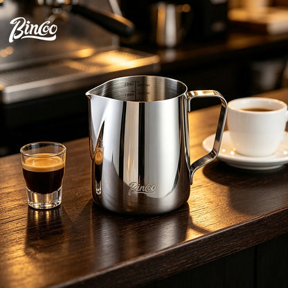 BINCOO Round‑Spout Stainless Steel Milk Pitcher Set with Latte Art Pen, Professional Coffee Milk Frothing Pitcher Barista Tool 350ML/600ML