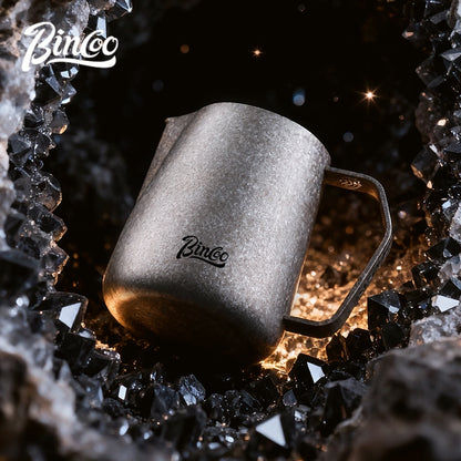 BINCOO Pure Titanium Milk Pitcher Professional Espresso Coffee with Scale Milk Frothing Cup 400ML/600ML