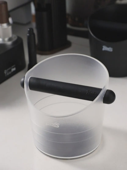 Bincoo GYKF1848 Coffee Knock Box 6.8 Inch Shock-Coffee Ground Knock Box 1.2L with Removable Knock Bar and Non-Slip Base,Espresso Accessories Suitable for Home & Bar(White)