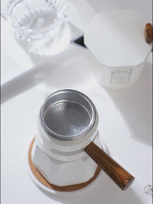 【Exhibition】Bincoo Crown Mocha Pot Dosing Funnel Cloth Powder Special Coffee Mocha Pot Filler Household Powder Receiver（副本）