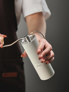 Bincoo Professional Manual Coffee Grinder Six Star Steel Knife Wheel Hand Cranked Coffee Grinder Portable Camping Barista Tools